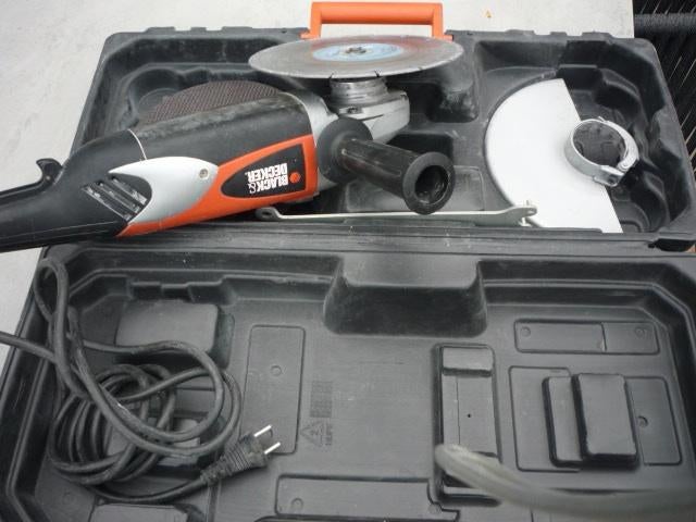 slijpschijf BLACK & DECKER, Doe-het-zelf en Bouw, Ophalen, Gebruikt, 1000 watt of meer, Haakse handslijpmachine