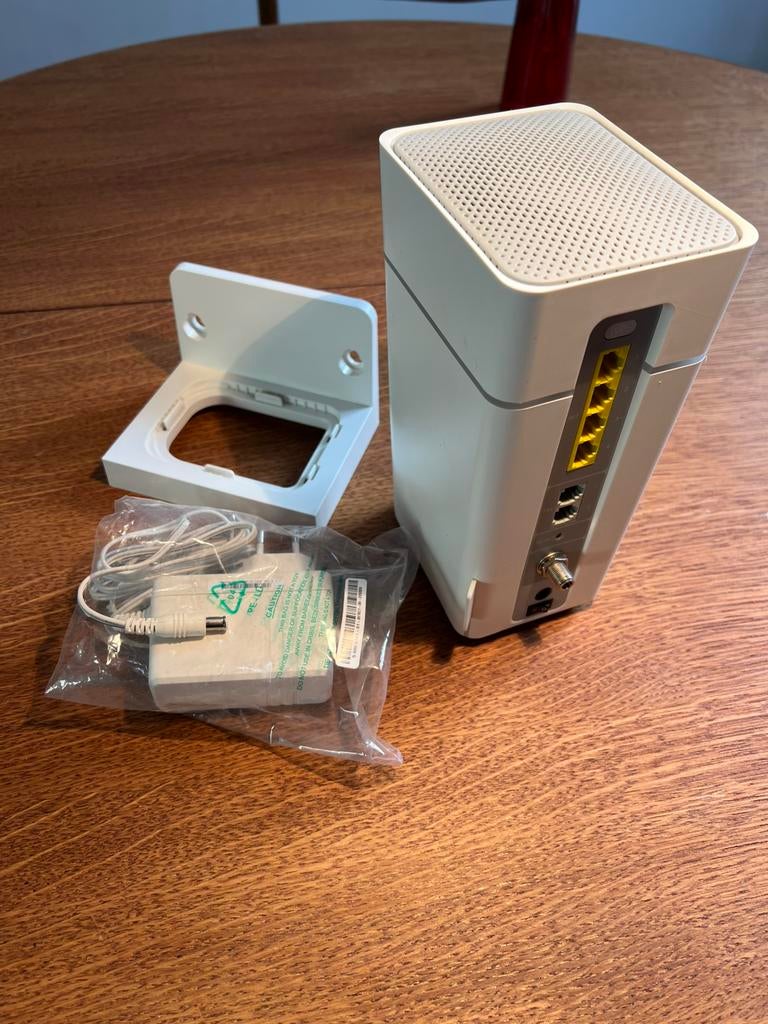 Telenet CH8568LG WiFi Router / Modem, Enlèvement, Comme neuf