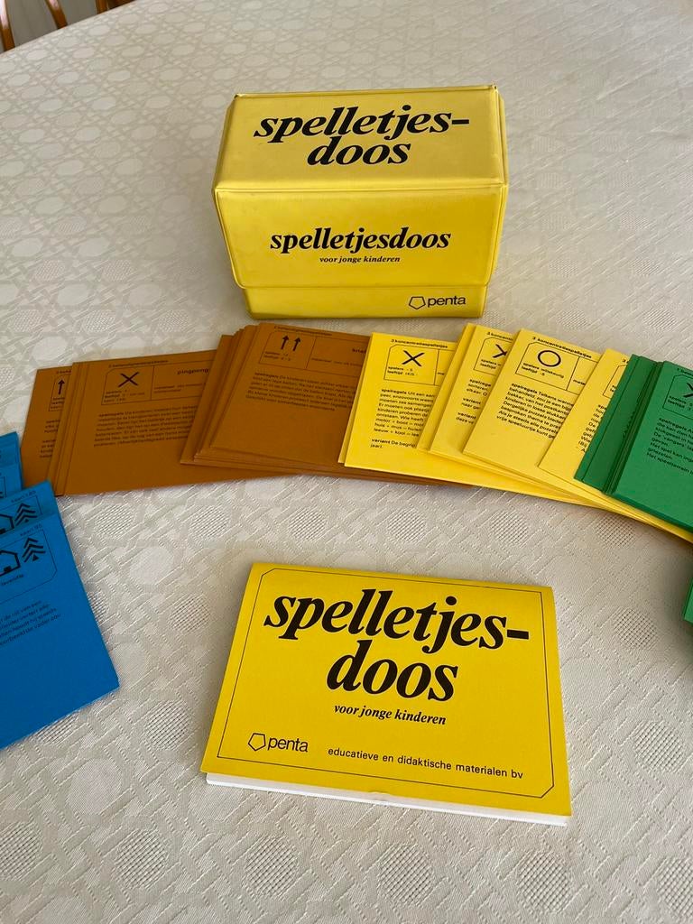 Spelletjesdoos voor jonge kinderen van Penta, Boeken, Ophalen of Verzenden