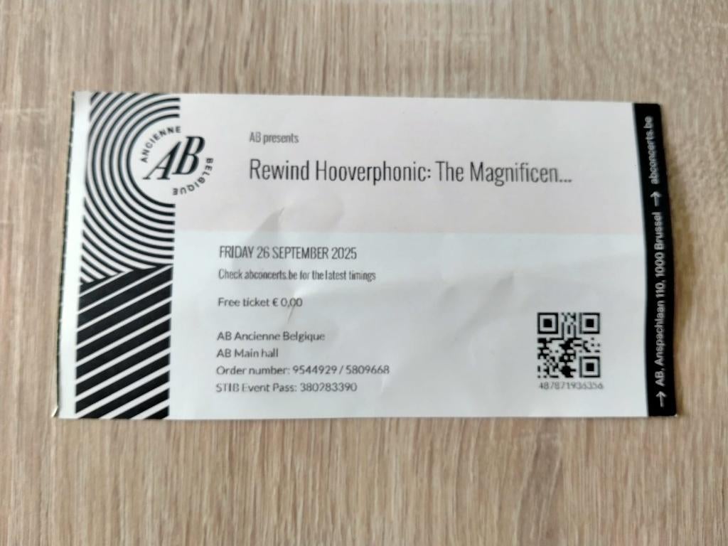 Ticket Hooverphonic: Magnificent Tree 25e verjaardag @AB, Ophalen, Zo goed als nieuw