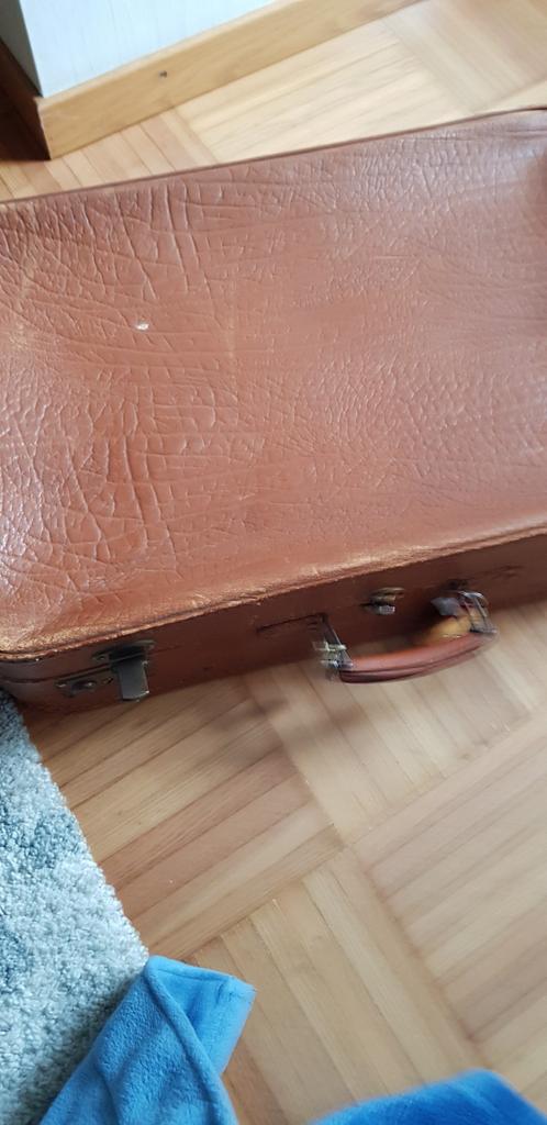 lederen valiesje vintage (1953), Handtassen en Accessoires, Koffers, Ophalen, Zo goed als nieuw