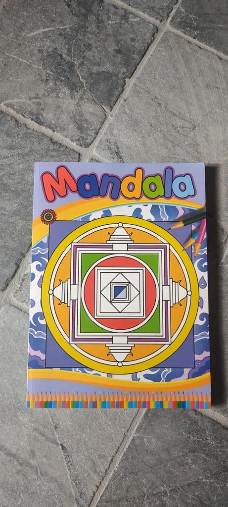 Livre de coloriage de livre de dessin de mandala, Enlèvement ou Envoi, Neuf
