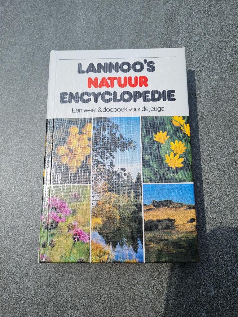 lannoo's natuurencyclopedie - Julien van Remoortere, Boeken, Natuur, Ophalen of Verzenden