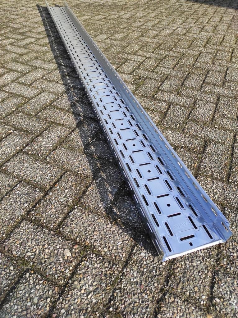 Kabelgoten met afdekplaten in diverse maten, Ophalen
