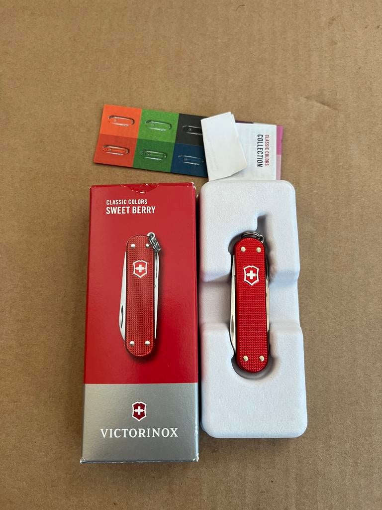 Couteau suisse victorinox, Enlèvement ou Envoi, Neuf