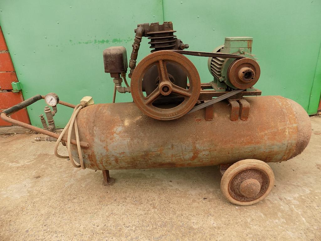 compressor, Doe-het-zelf en Bouw, Compressors, Ophalen, Gebruikt, 6 tot 10 bar, 25 tot 100 liter