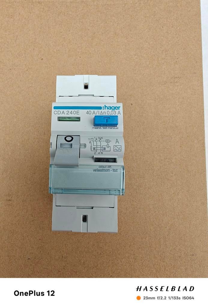 Hager - Interrupteur Différentiel 2P 40A 30mA Type A -CDA240, Enlèvement ou Envoi, Neuf