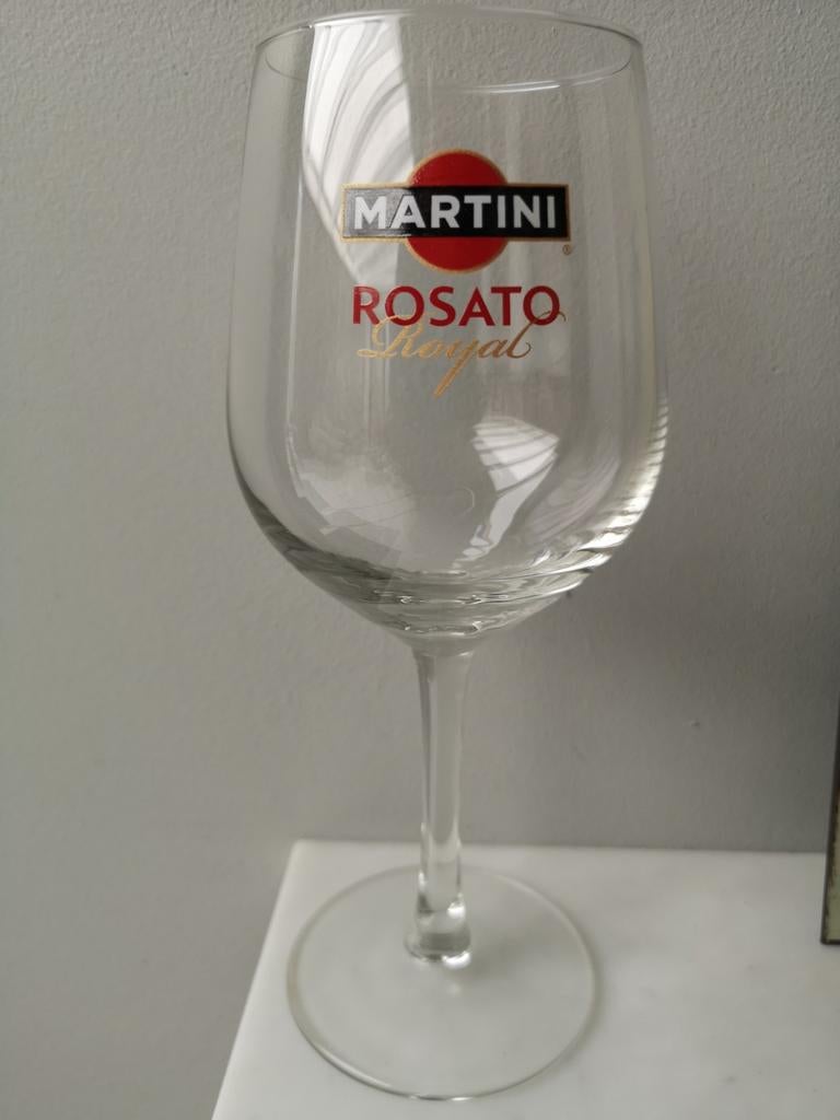 Coctailglazen. Martini Rosato 12 stuks., Verzamelen, Glas en Drinkglazen, Ophalen, Zo goed als nieuw