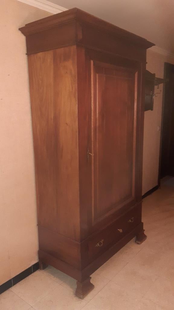 Armoire de vestiaire en bois massif, Enlèvement