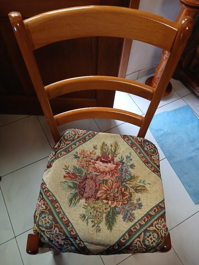 Table cuisine ️ 4 chaises  voir  description, Maison & Meubles, Chaises, Comme neuf, Brun, Enlèvement, Osier ou Rotin