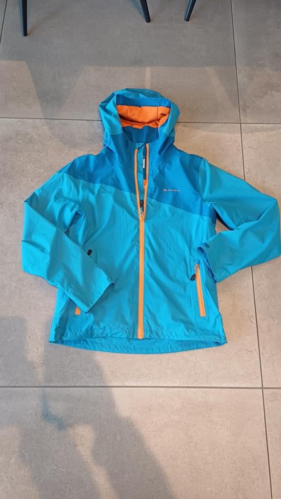 Quechua regenjas mt 143-152 zeer goede staat, Ophalen, Jongen of Meisje, Zo goed als nieuw, Quechua, Decathlon