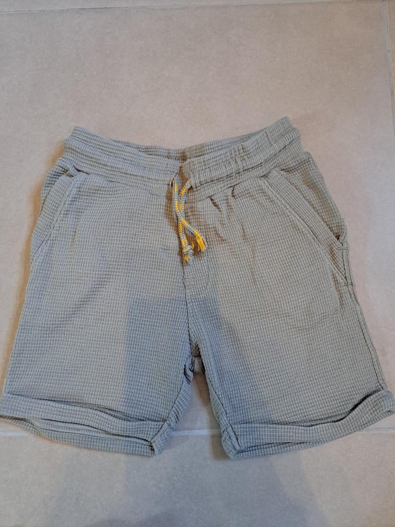 Short, JBC 100% Wolf, maat 116, Kinderen en Baby's, Kinderkleding | Maat 116, Broek, Ophalen of Verzenden, Zo goed als nieuw, JBC.
