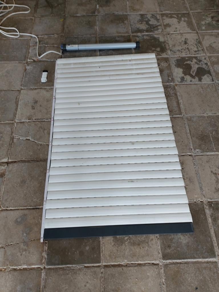 Volet électrique en PVC avec télécommande, Enlèvement, Utilisé