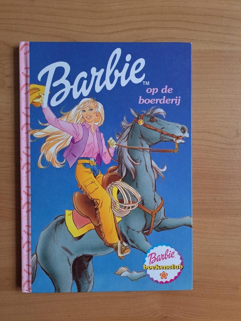 Barbie boekenclub - Op de boerderij, Ophalen of Verzenden, Gelezen, Fictie algemeen