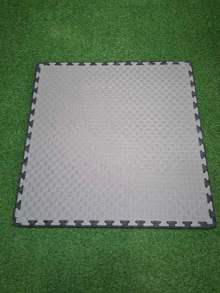 Tatamis Puzzle Noir / Gris - 40mm d'épaisseur, 1mx1m (occas), Sport en Fitness, Vechtsporten en Zelfverdediging, Zo goed als nieuw