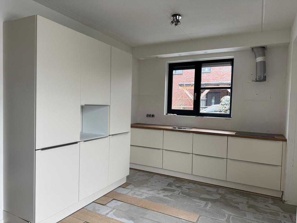 Nette Moderne Rechte Keuken Wandkast Apparatuur GEDEMONTEERD, Huis en Inrichting, Ophalen of Verzenden, Hout, Enkelwandige keuken