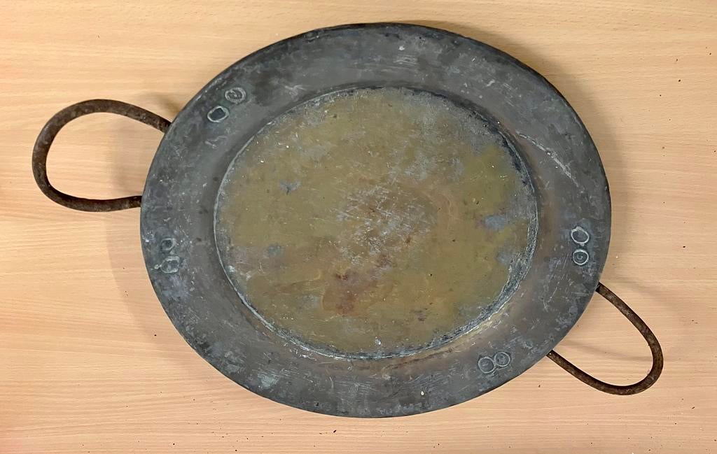 Plat ancien en cuivre, Cuivre