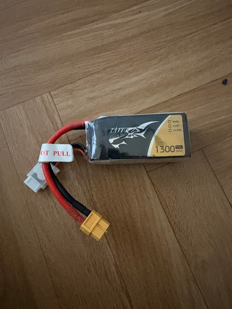 Lipo batterij 4 cel Tattu, Ophalen of Verzenden, Zo goed als nieuw
