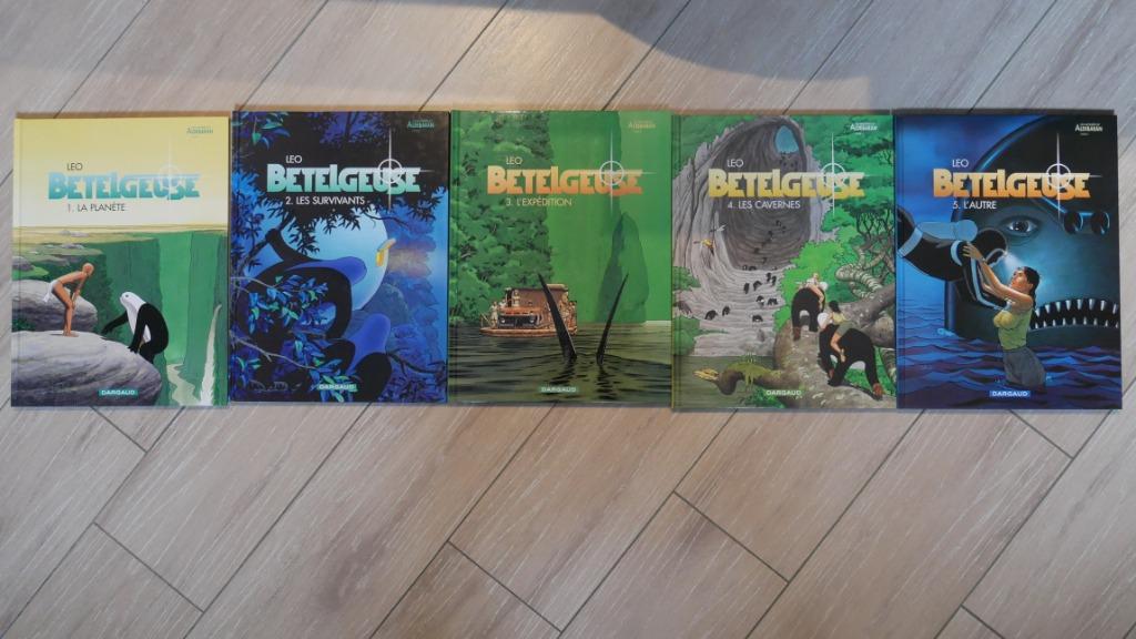 BD Leo Betelgeuse Planète Survivants Expédition Cavernes Aut, Livres, Série complète ou Série, Enlèvement ou Envoi, Comme neuf