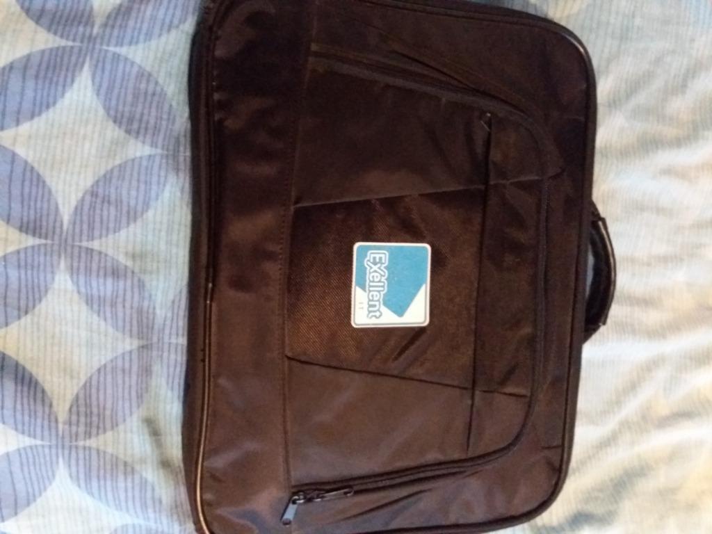Sac PC EXELLENT, Ophalen, 17 inch of meer, Gebruikt