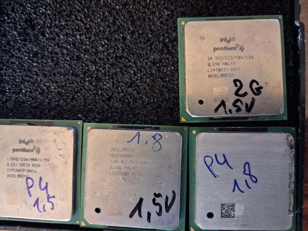 processor Pentium PIV, Computers en Software, Vintage Computers, Ophalen, Pentium