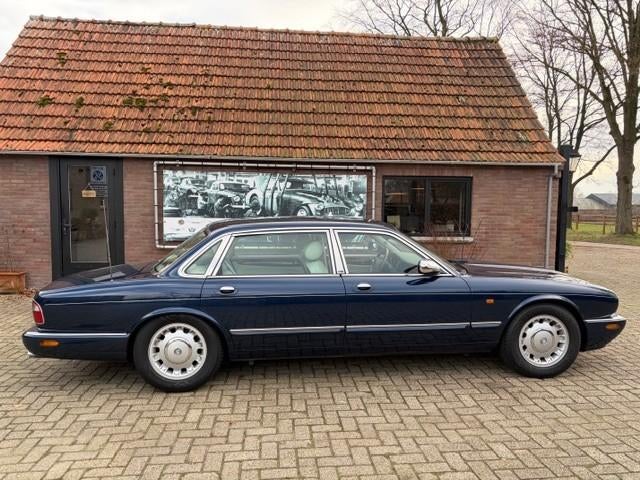 Daimler 4.0 V8 LWB, 1998, Auto's, Jaguar, Particulier, XJ, ABS, Airbags, Airconditioning, Boordcomputer, Centrale vergrendeling