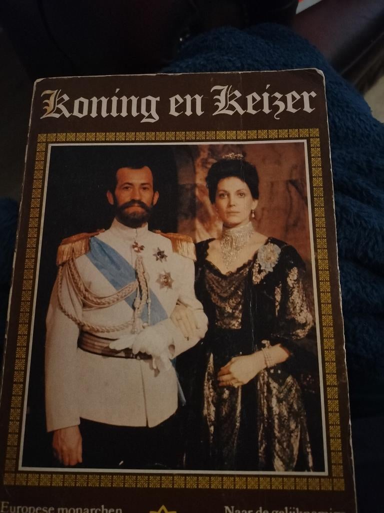 King and Emperor, d'après la série télévisée de 1974, Collections, Envoi