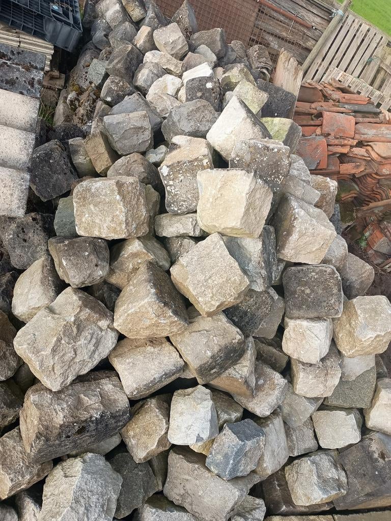 🪨 Groot lot kasseien, Tuin en Terras, Grind, Keien en Split, Gebruikt, Overige typen, Grijs, Graniet, Ophalen