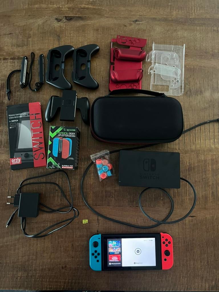 Nintendo switch met micro SD 256 gb en accessoires, Ophalen, Zo goed als nieuw, Switch Original, Met harde schijf
