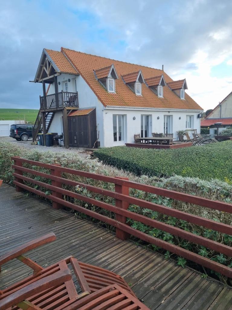Vakantie aan zee, 50 m² of meer, Brussel