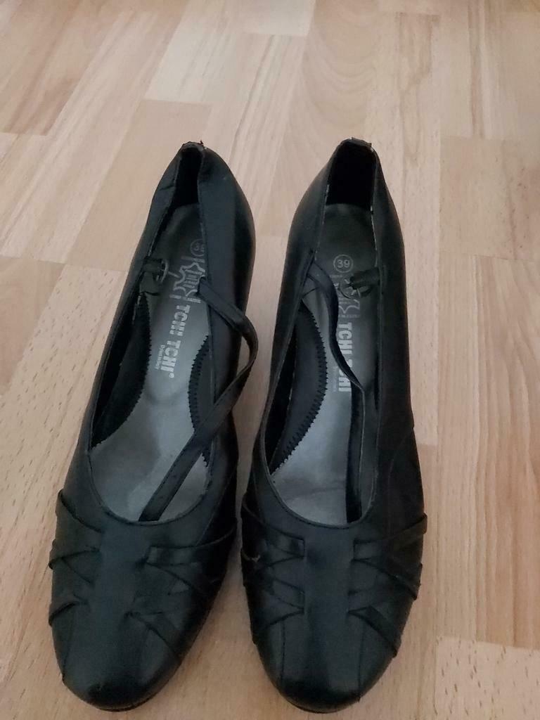 Chaussures femmes 39 ou 40, Ophalen, Gedragen