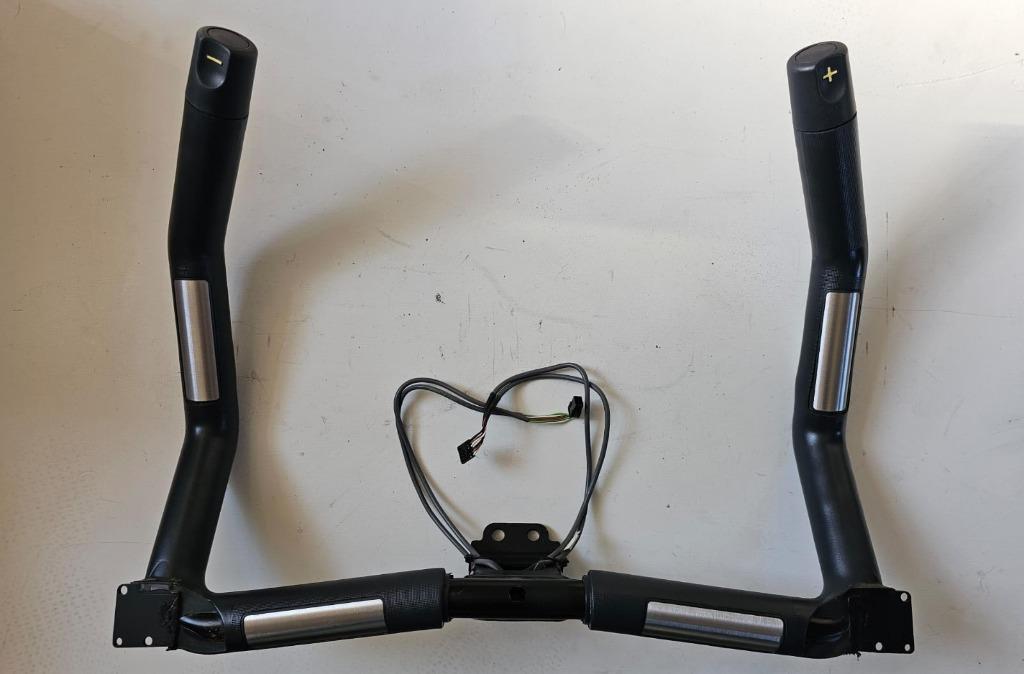 Guidon de vélo d'exercice Technogym Bike Artis Upright, Enlèvement ou Envoi, Utilisé, Bras, Autres types