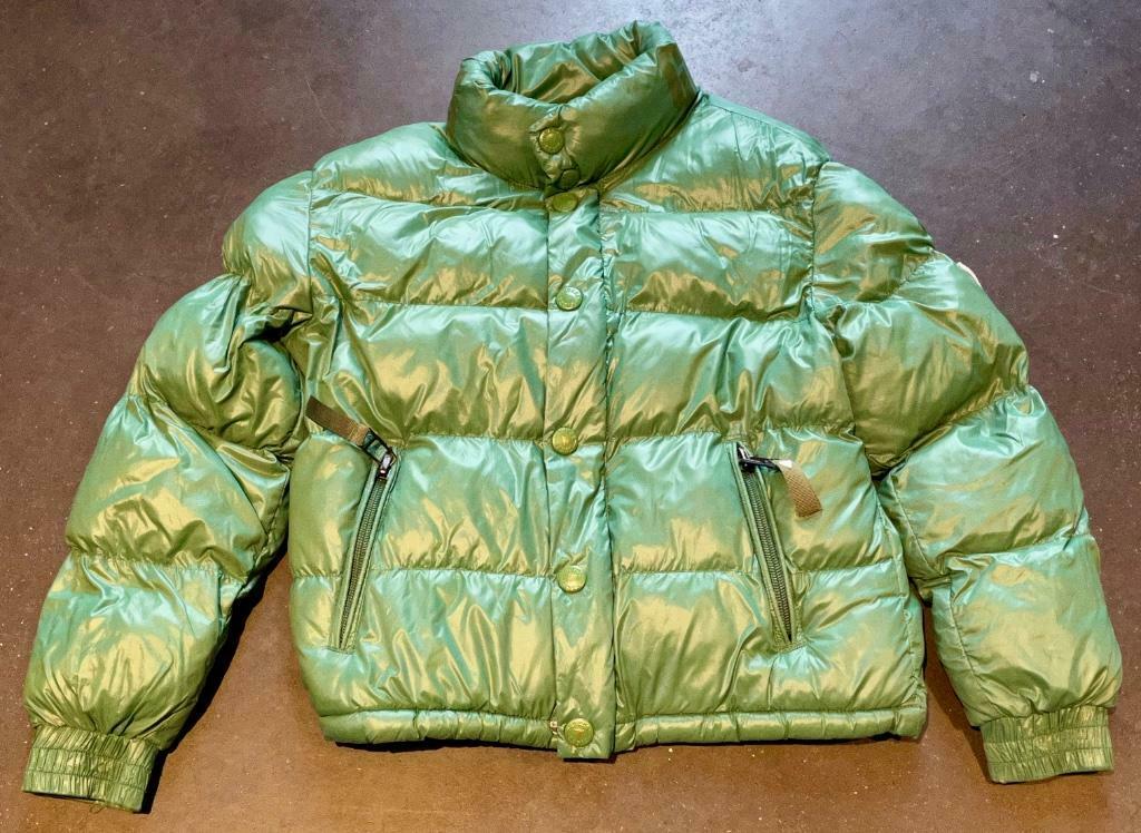 Doudoune Guess enfant taille 8 ans mixte, Garçon ou Fille, Enlèvement ou Envoi, Comme neuf, Guess