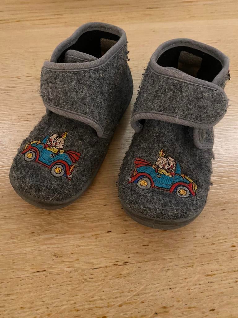 Pantoffels Bumba maat 24, Garçon ou Fille, Enlèvement ou Envoi, Utilisé, Pantoufles