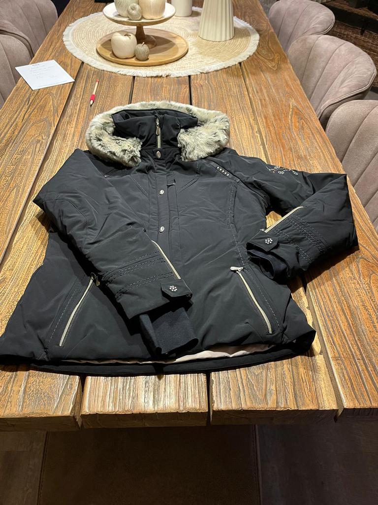 Ski jas E and O, Kleding | Dames, Wintersportkleding, Zo goed als nieuw, Maat 38/40 (M), Ophalen