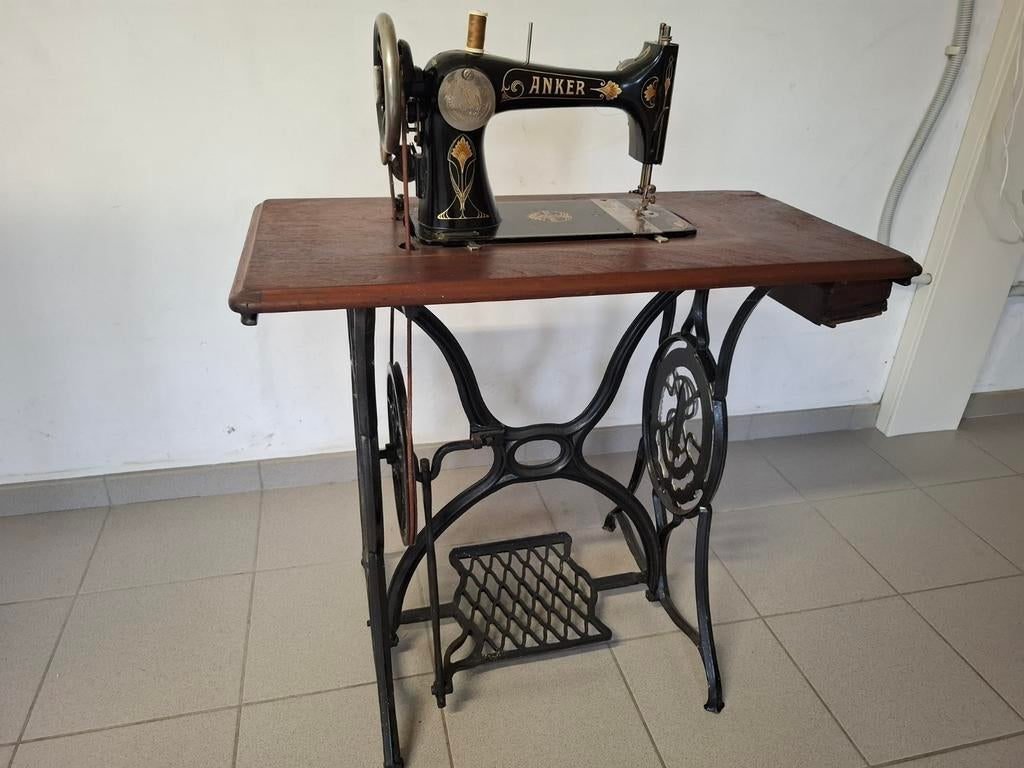 Antiek anker naaimachine, Antiek en Kunst, Ophalen