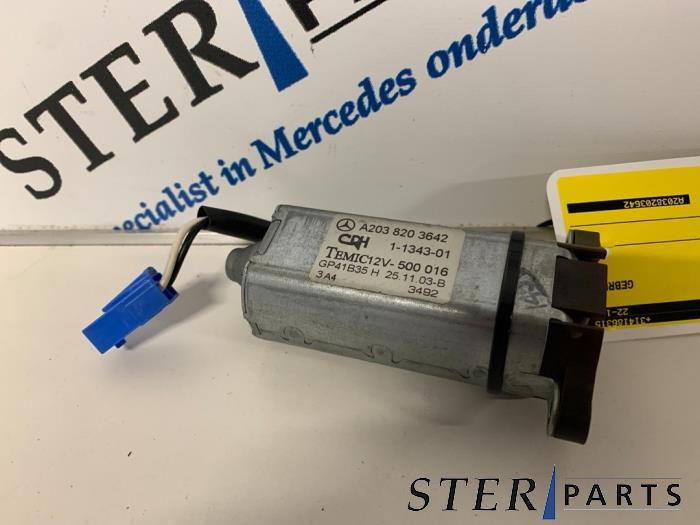 Stoelmotor van een Mercedes C-Klasse, Ophalen of Verzenden, 3 maanden garantie, Gebruikt, Mercedes-Benz