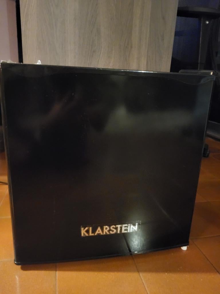 Klarstein professionele mini koelkast met vriesvak, Enlèvement, Avec compartiment congélateur