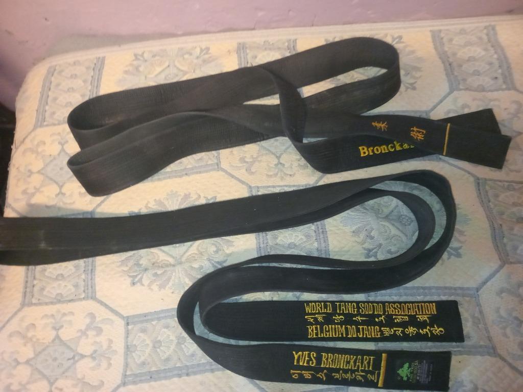 deux ceintures noirs sport de combat, Sports & Fitness, Enlèvement ou Envoi