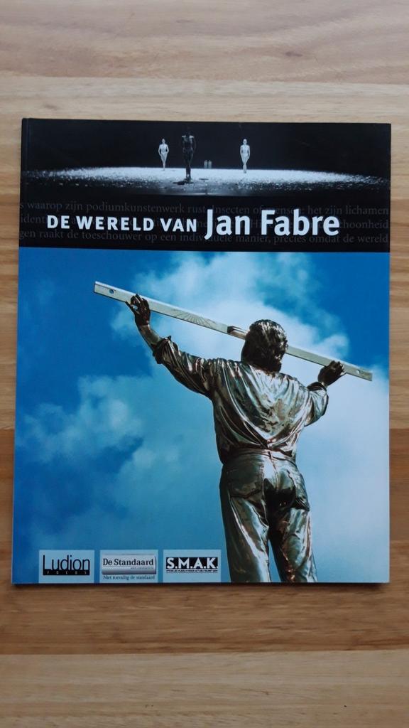 De wereld van Jan Fabre - Ludion - SMAK, Boeken, Kunst en Cultuur | Beeldend, Zo goed als nieuw, Schilder- en Tekenkunst, Ophalen of Verzenden