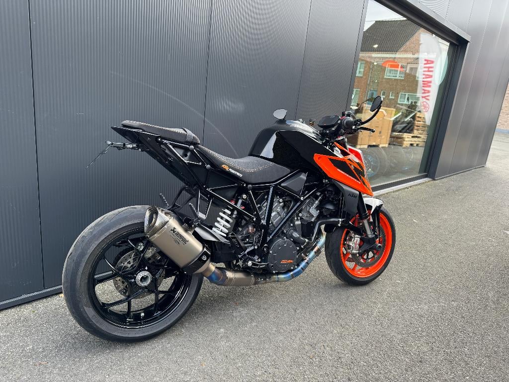 KTM - 1290 SUPER DUKE R, 2 cilinders, Motorrijbewijs A, Bedrijf, Meer dan 35 kW