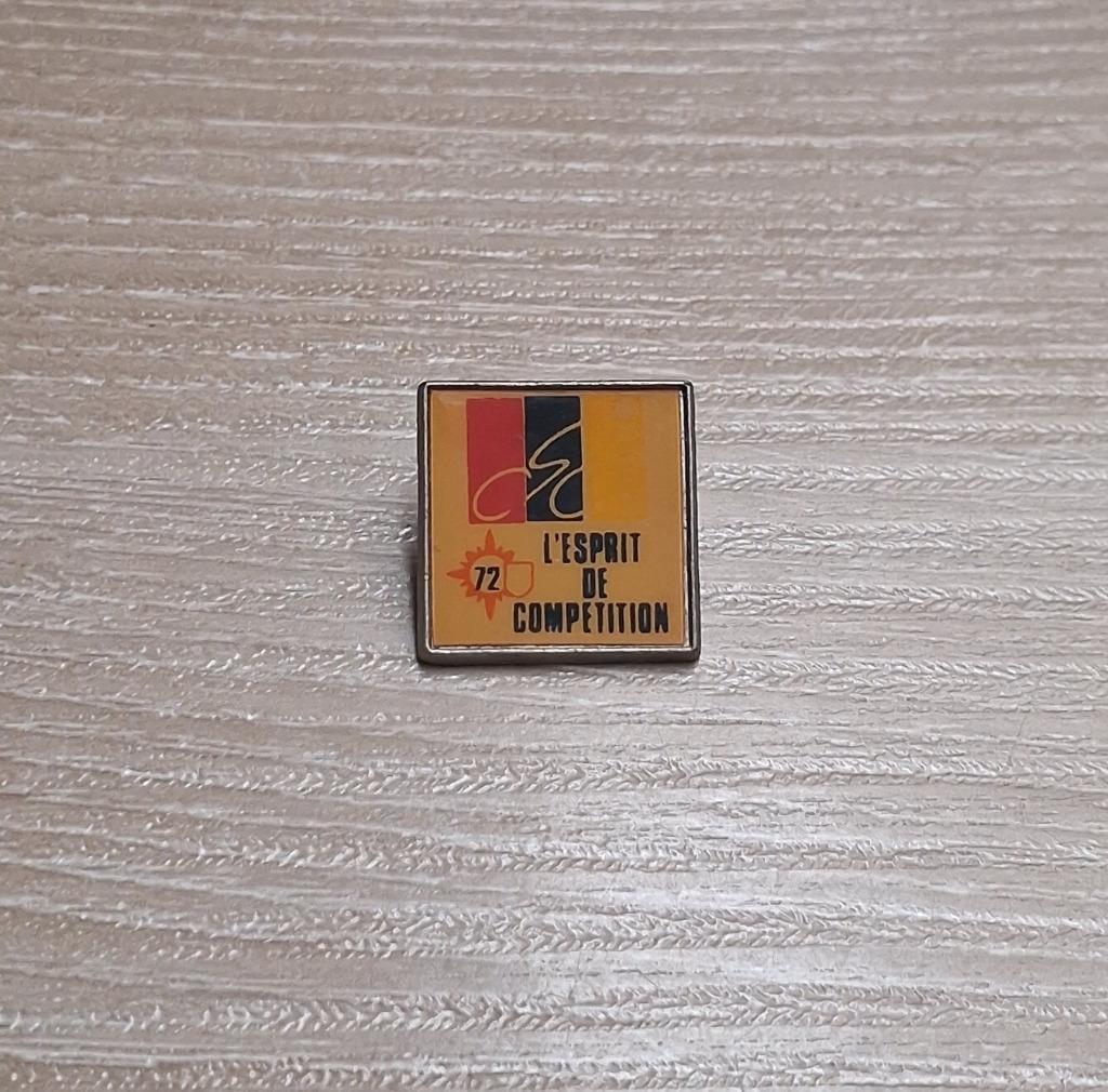 PIN - CSC - L'ESPRIT DE COMPETITION, Collections, Envoi, Utilisé, Autres sujets/thèmes, Insigne ou Pin's