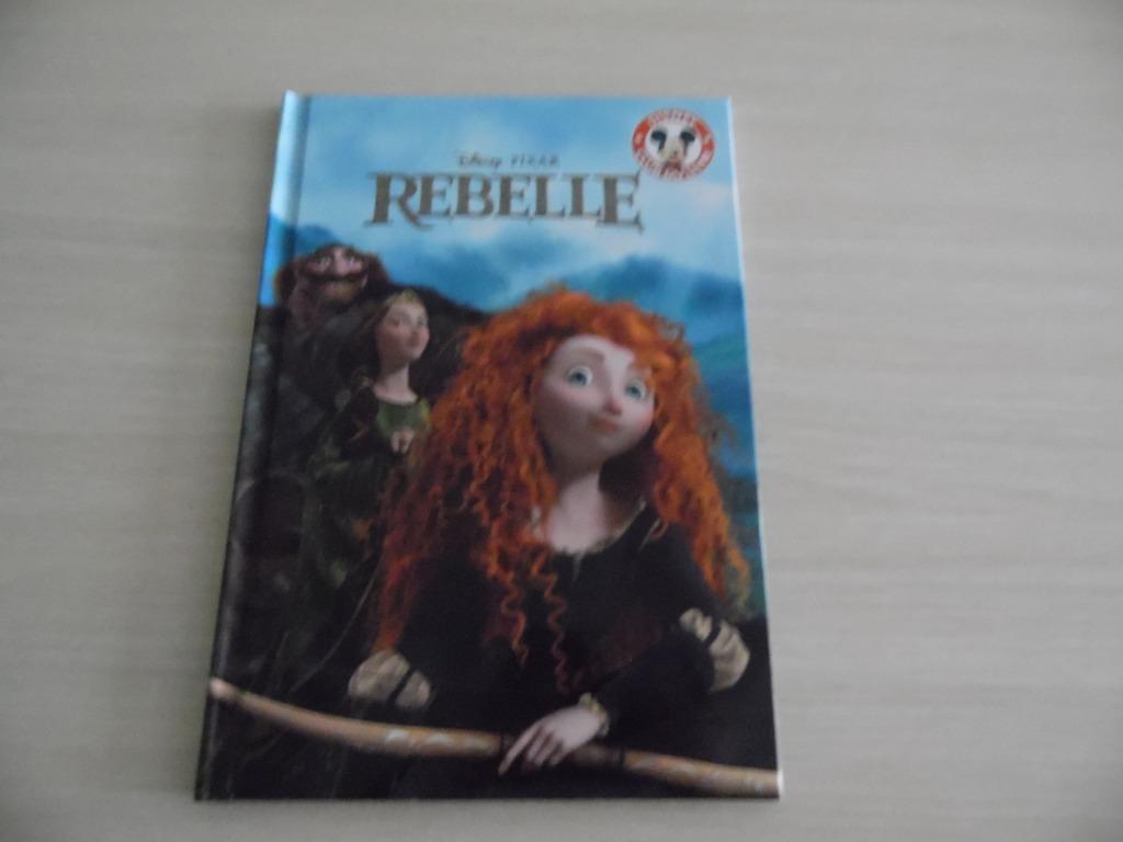 REBELLE       MICKEY CLUB DU LIVRE, 5 of 6 jaar, Jongen of Meisje, Ophalen of Verzenden, Zo goed als nieuw
