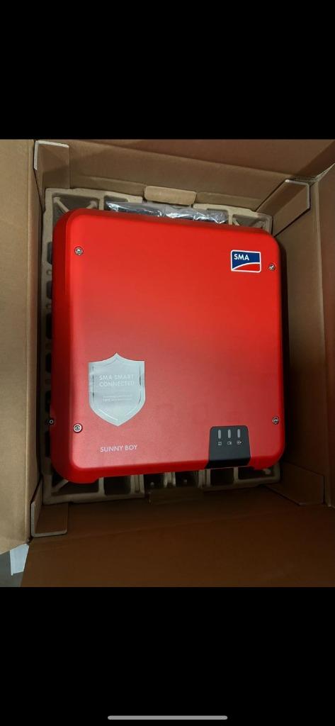Sunny Boy omvormer PV panelen, Doe-het-zelf en Bouw, Zonnepanelen en Toebehoren, Ophalen, Nieuw, Compleet systeem, 200 wattpiek of meer