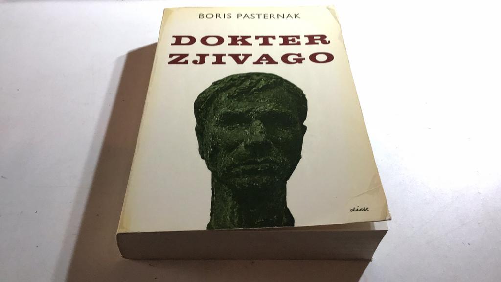 Dokter zjivago(b5), Ophalen of Verzenden, Gelezen