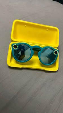 Snapchat spectacles bril  spybril zonnebril rayban meta, Handtassen en Accessoires, Zonnebrillen en Brillen | Heren, Bril, Ophalen of Verzenden