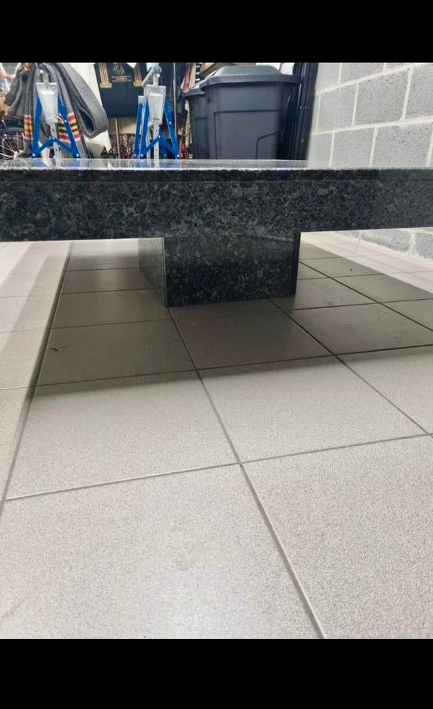 Prachtige granieten tafel, Huis en Inrichting, Tafels | Salontafels, Ophalen, Nieuw, Tijdloos