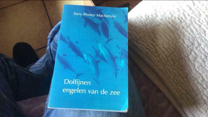 Dolfijnen engelen van de zee(+), Ophalen, Gelezen
