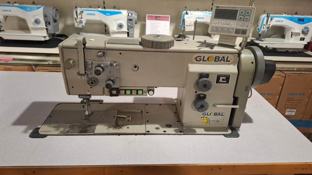 Machine à coudre industrielle lourde pour travaux très lourd, Enlèvement, Comme neuf, Machine à coudre