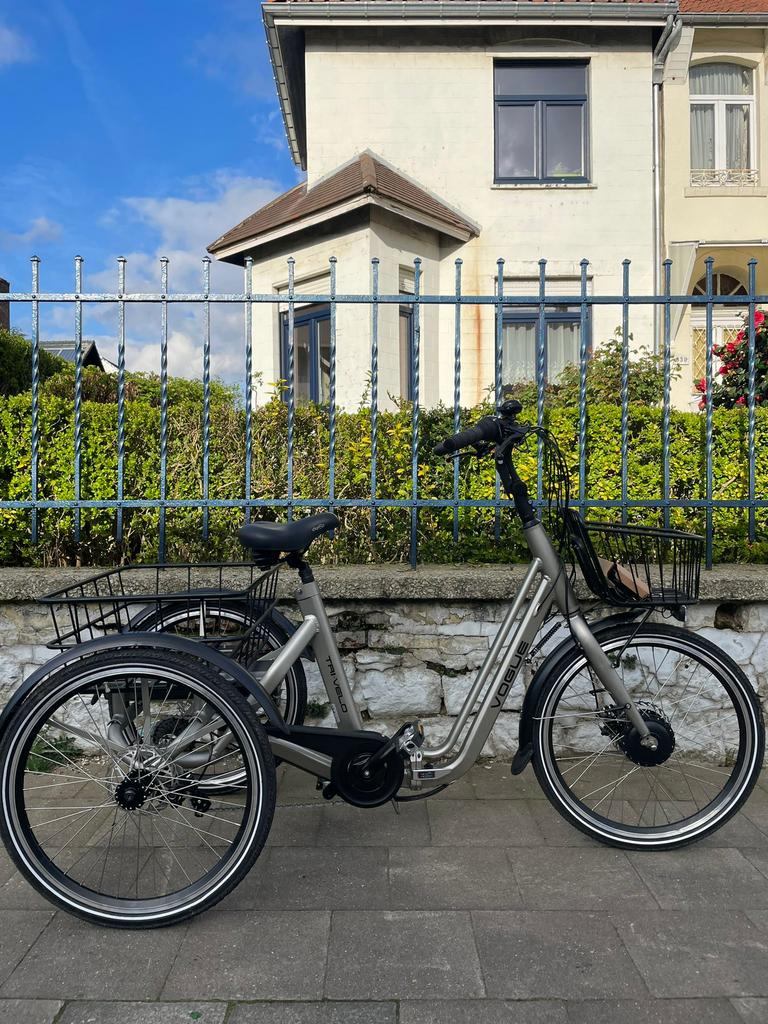 Tricycle à assistance électrique pliable Vogue état neuf, Enlèvement ou Envoi, Pliant, Comme neuf, Fauteuil roulant électrique